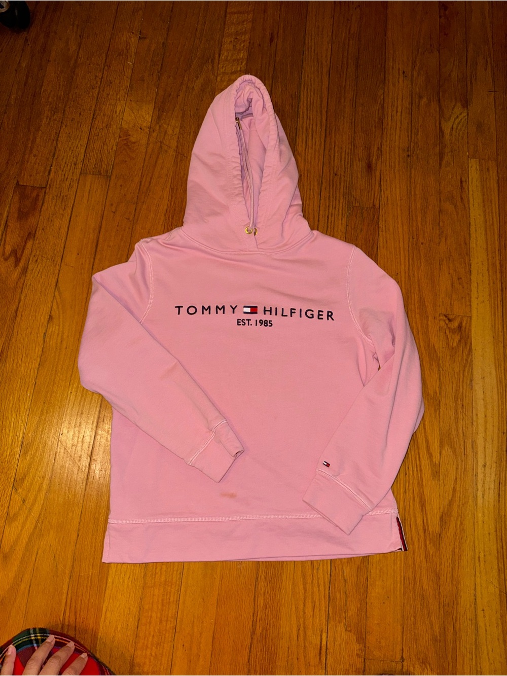 Tommy Hilfiger hoodie and pant set
Pant size S/P jacket size S/P